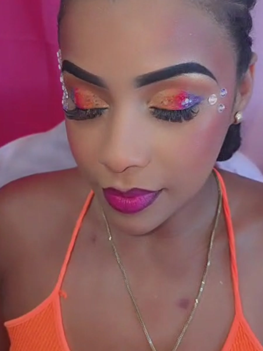 Carnival Color Glam